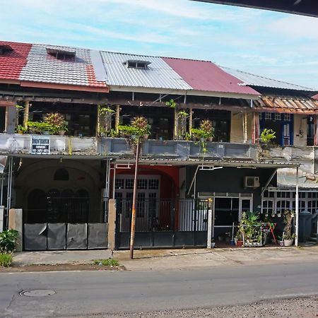 Oyo 1935 Hotel Diamond Inn Makasar Zewnętrze zdjęcie