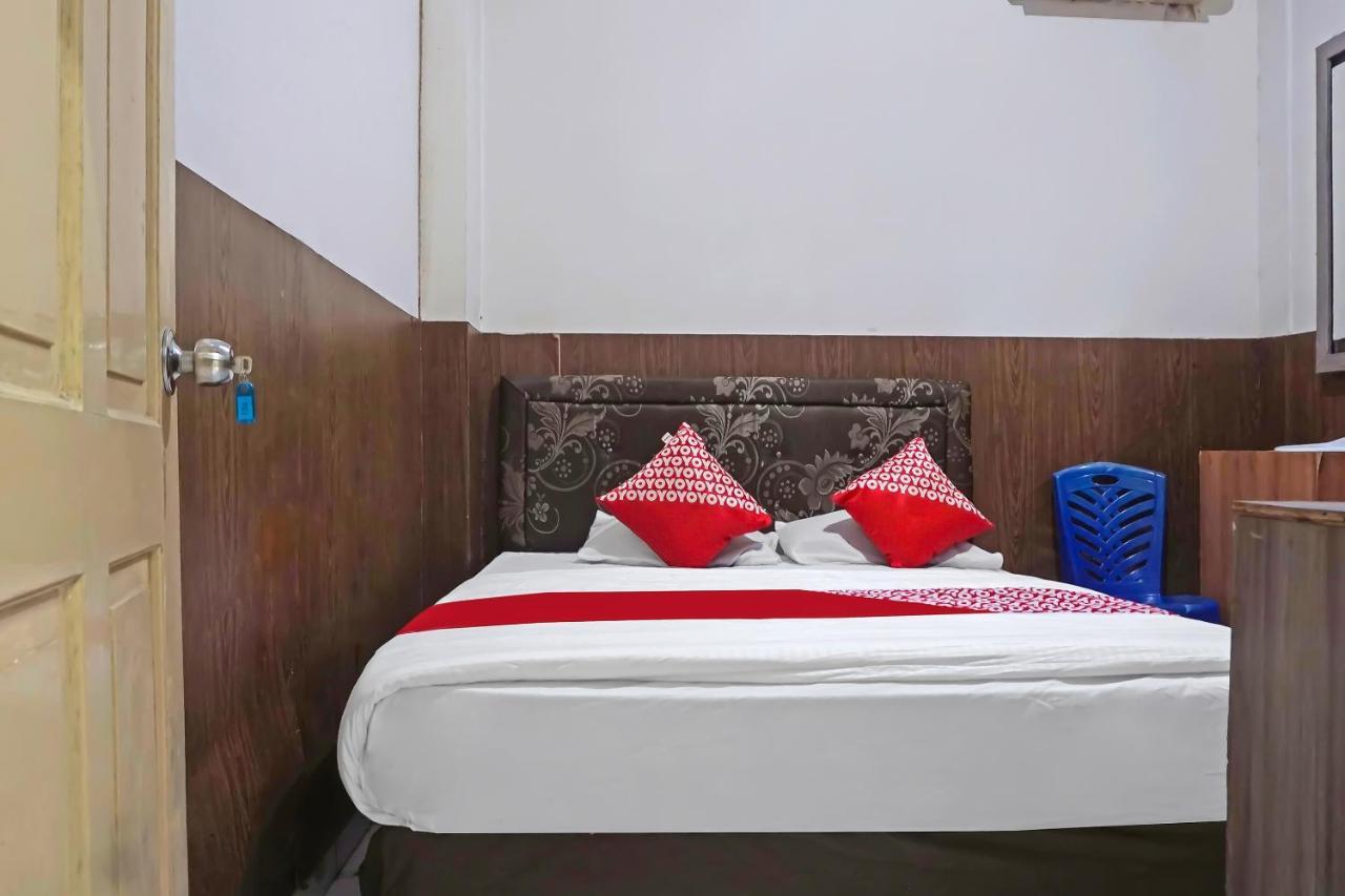 Oyo 1935 Hotel Diamond Inn Makasar Zewnętrze zdjęcie